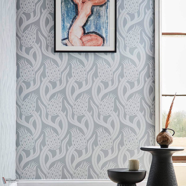 Persian Tulip Tapete in Quartz Grey von Zoffany