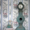 Storks & Thrushes Tapete in Tuscan Pink von Zoffany