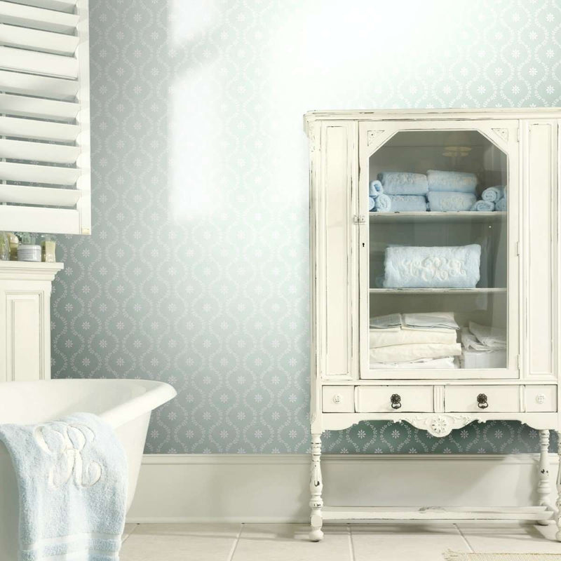 Clandon wallpaper by Cole & Son