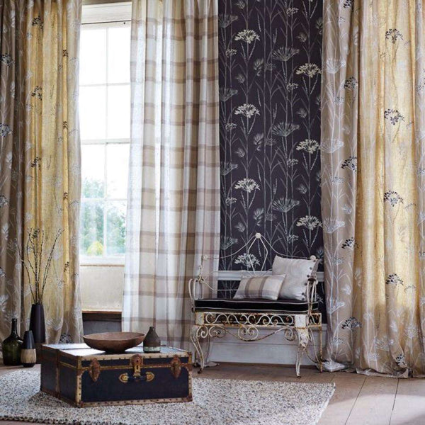 Gardinum-behang-Harlequin-Selected Wallpapers