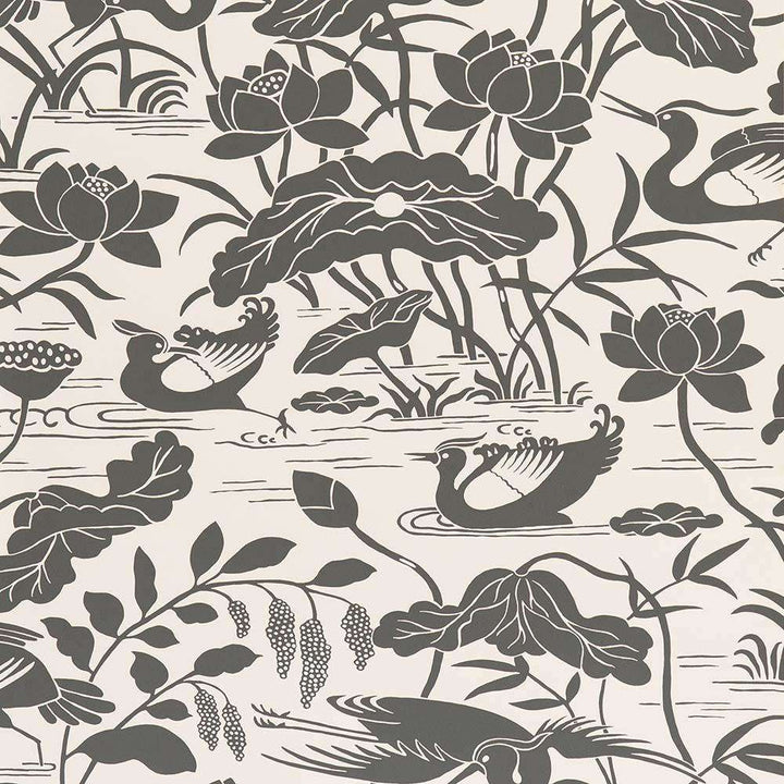 Heron & Lotus Flower-behang-Tapete-GP&J Baker-Black7White-Rol-BW45089.1-Selected Wallpapers