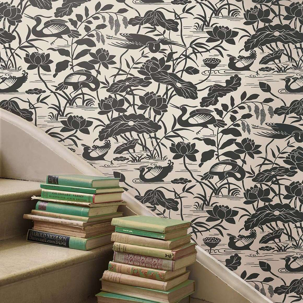 Heron & Lotus Flower-behang-Tapete-GP&J Baker-Selected Wallpapers