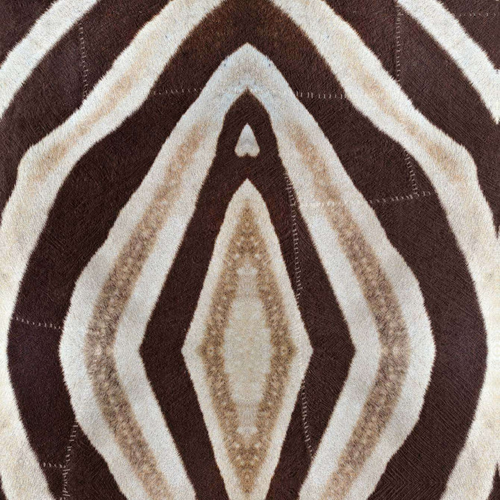 Idube-behang-Tapete-Mind the Gap-Zebra-300 cm (standaard)-WP20418-Selected Wallpapers