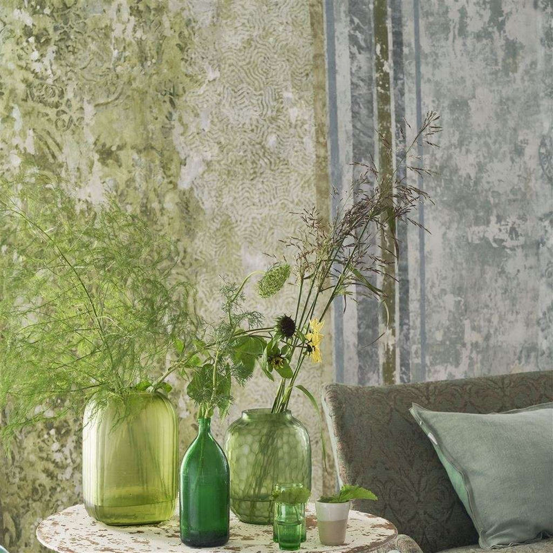 La Rotonda Scene 2 behang in Olive van Designers Guild