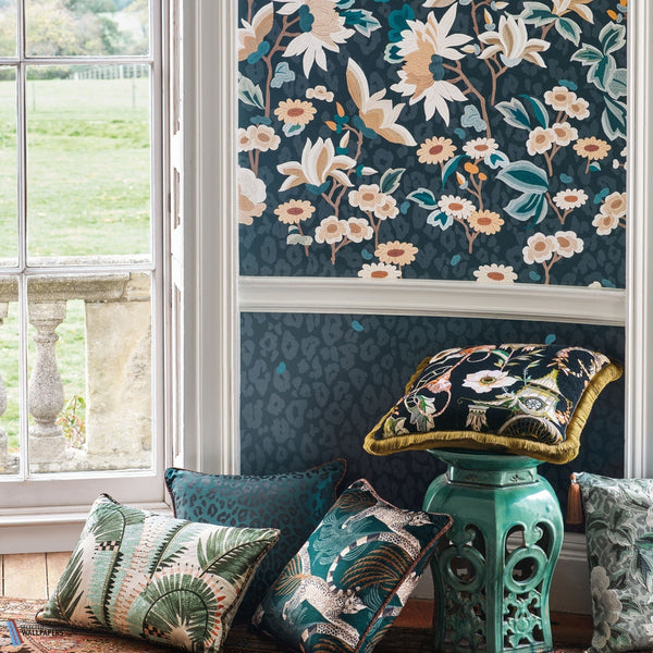 Lavinia Mural-Behang-Romo-Selected Wallpapers