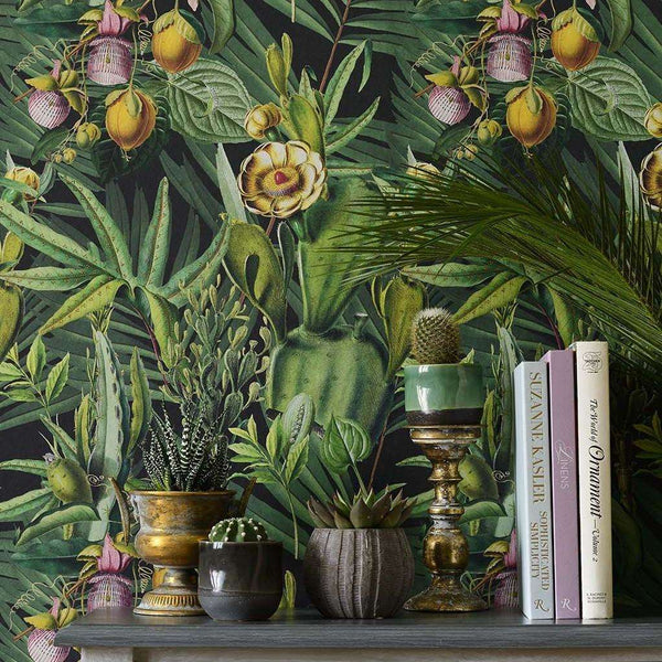 Luscious Flora-behang-Mind the Gap-Selected Wallpapers