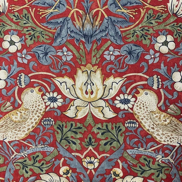 Strawberry Thief stof-Morris & Co-Crimson/Slate-Meter (M1)-226693-Selected Wallpapers