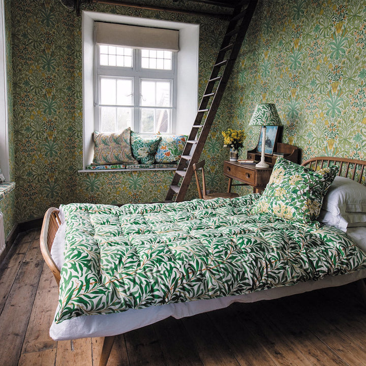 Woodland Weeds-Behang-Tapete-Morris & Co-Selected Wallpapers
